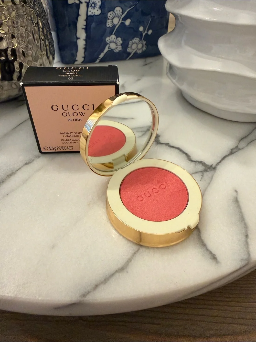 Gucci
Glow Dewy Powder Blush in 02 Fresh Coral - Picture 3 of 5
